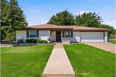 332 S Sealy Avenue, Justin, TX 76247 - Photo 1