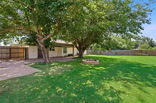 332 S Sealy Ave, Justin, TX 76247 - Photo 31