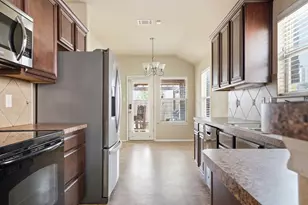 2006 Victorian Dr, Forney, TX 75126 - Photo 11