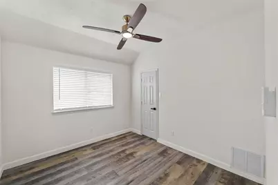 2800 Helen Lane, Mesquite, TX 75181 - Photo 17