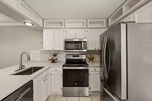 2320 Torrington Dr, Arlington, TX 76012 - Photo 11