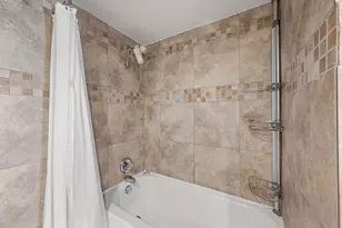 1100 Brighton Dr, Arlington, TX 76012 - Photo 15