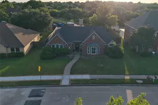 4011 Province Dr, Carrollton, TX 75007 - Photo 33