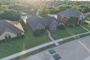 4011 Province Dr, Carrollton, TX 75007 - Photo 33