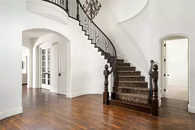 2312 Maidens Castle Drive, Lewisville, TX 75056 - Photo 5