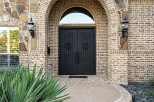 2312 Maidens Castle Dr, Lewisville, TX 75056 - Photo 3