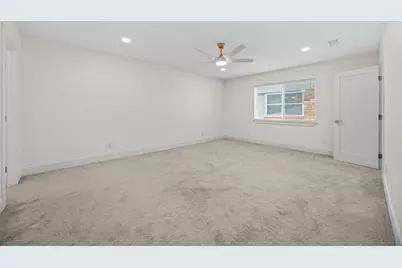 1912 Primrose Lane, Carrollton, TX 75007 - Photo 15