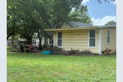 102 E 14th Street, Joshua, TX 76058 - Photo 21