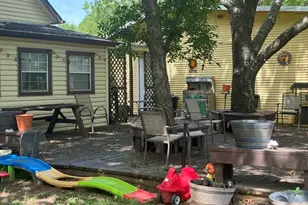 102 E 14th St, Joshua, TX 76058 - Photo 17