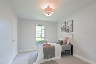 2221 Scarlet Ln, Grand Prairie, TX 75050 - Photo 19