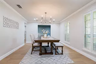 2221 Scarlet Ln, Grand Prairie, TX 75050 - Photo 9