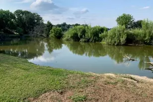 1011 Pawnee Trail, Granbury, TX 76048 - Photo 31
