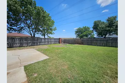 4735 Hollow Tree Drive, Arlington, TX 76018 - Photo 17