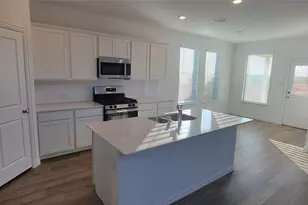 9901 Diamondhead Dr, Fort Worth, TX 76179 - Photo 15