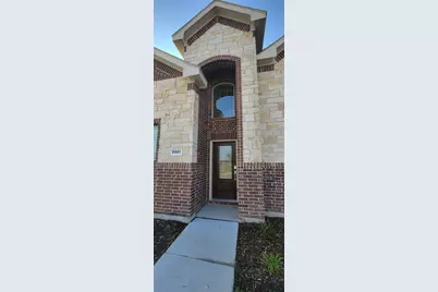 9901 Diamondhead Drive, Fort Worth, TX 76179 - Photo 3