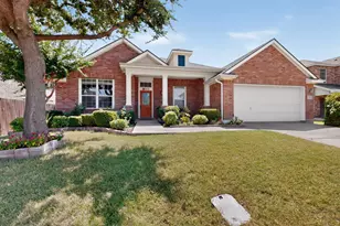 1635 Luckenbach Dr, Forney, TX 75126 - Photo 3