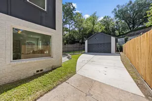 200 S Shore Dr, Dallas, TX 75216 - Photo 33