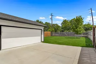 1108 Claude St, Dallas, TX 75203 - Photo 35