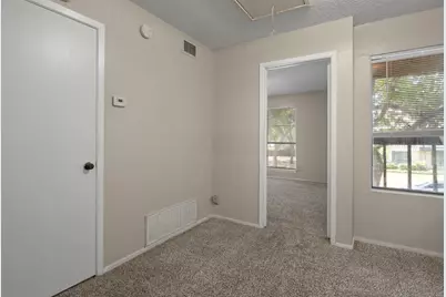 518 Campana Court, Irving, TX 75061 - Photo 15