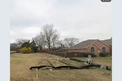 1065 Bayport Drive, Lancaster, TX 75134 - Photo 3