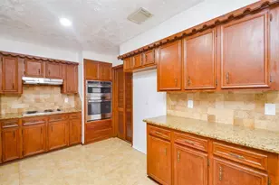 4802 Lost Oak Dr, Spring, TX 77388 - Photo 3