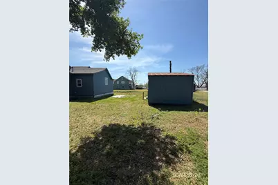 507 E Logan Street, Calvert, TX 77837 - Photo 11