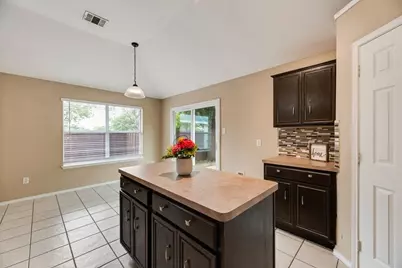 9300 Warren Drive, McKinney, TX 75071 - Photo 5