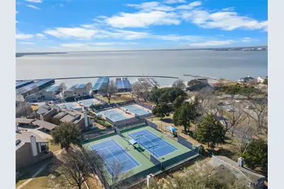 225 Freedom Court, Rockwall, TX 75032 - Photo 3