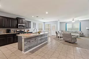 9124 Golden Hollow Ln, Fort Worth, TX 76179 - Photo 5