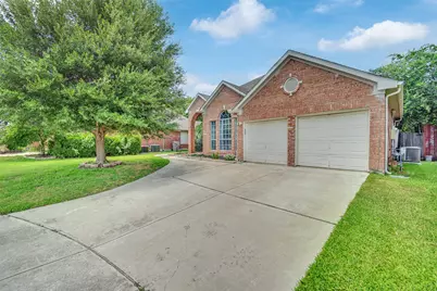 2241 Merritt Way, Arlington, TX 76018 - Photo 3
