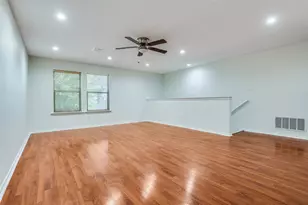 1122 Mazourka Dr, Arlington, TX 76001 - Photo 13