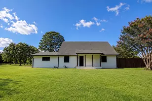 519 Clearwater Rd, Grand Saline, TX 75140 - Photo 1