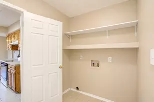 7724 Pebblebrook Dr, Watauga, TX 76148 - Photo 13