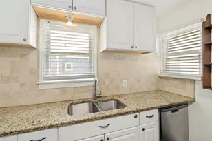 629 Melba St, Dallas, TX 75208 - Photo 13