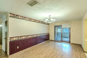 3029 Esters Ct, Irving, TX 75062 - Photo 3