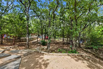 2930 Peninsula Drive, Grapevine, TX 76051 - Photo 33