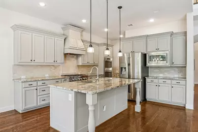 1225 Huron Drive, Grapevine, TX 76051 - Photo 7