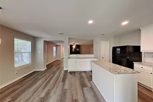 2161 Lone Pecan Dr, Mesquite, TX 75181 - Photo 3