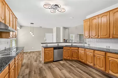 4325 Boca Raton Drive, The Colony, TX 75056 - Photo 7