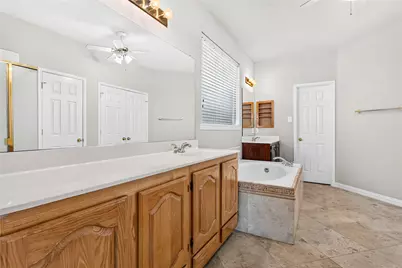 4325 Boca Raton Drive, The Colony, TX 75056 - Photo 13