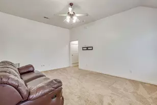 7023 Beacon Dr, Grand Prairie, TX 75054 - Photo 31