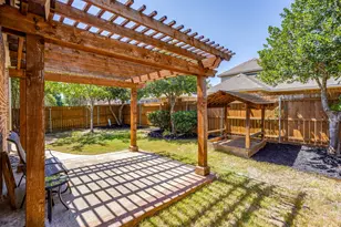 7023 Beacon Dr, Grand Prairie, TX 75054 - Photo 39