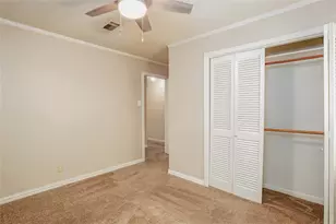 1206 Farnham Ct E, Irving, TX 75062 - Photo 17