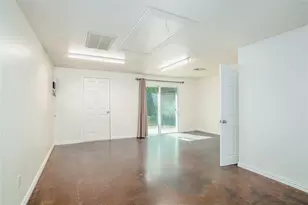 1206 Farnham Ct E, Irving, TX 75062 - Photo 7