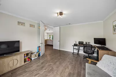 2732 Bay Meadows Circle, Farmers Branch, TX 75234 - Photo 9