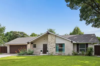 2732 Bay Meadows Circle, Farmers Branch, TX 75234 - Photo 3