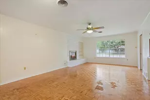 204 N Marable St, West, TX 76691 - Photo 9