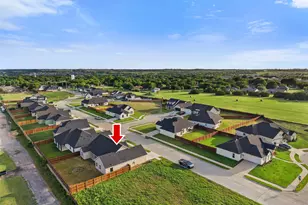 548 Highview Ct, Godley, TX 76044 - Photo 35