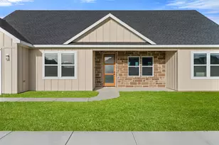 548 Highview Ct, Godley, TX 76044 - Photo 3
