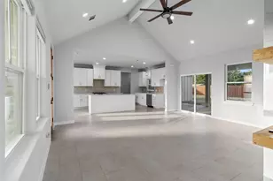 548 Highview Ct, Godley, TX 76044 - Photo 9